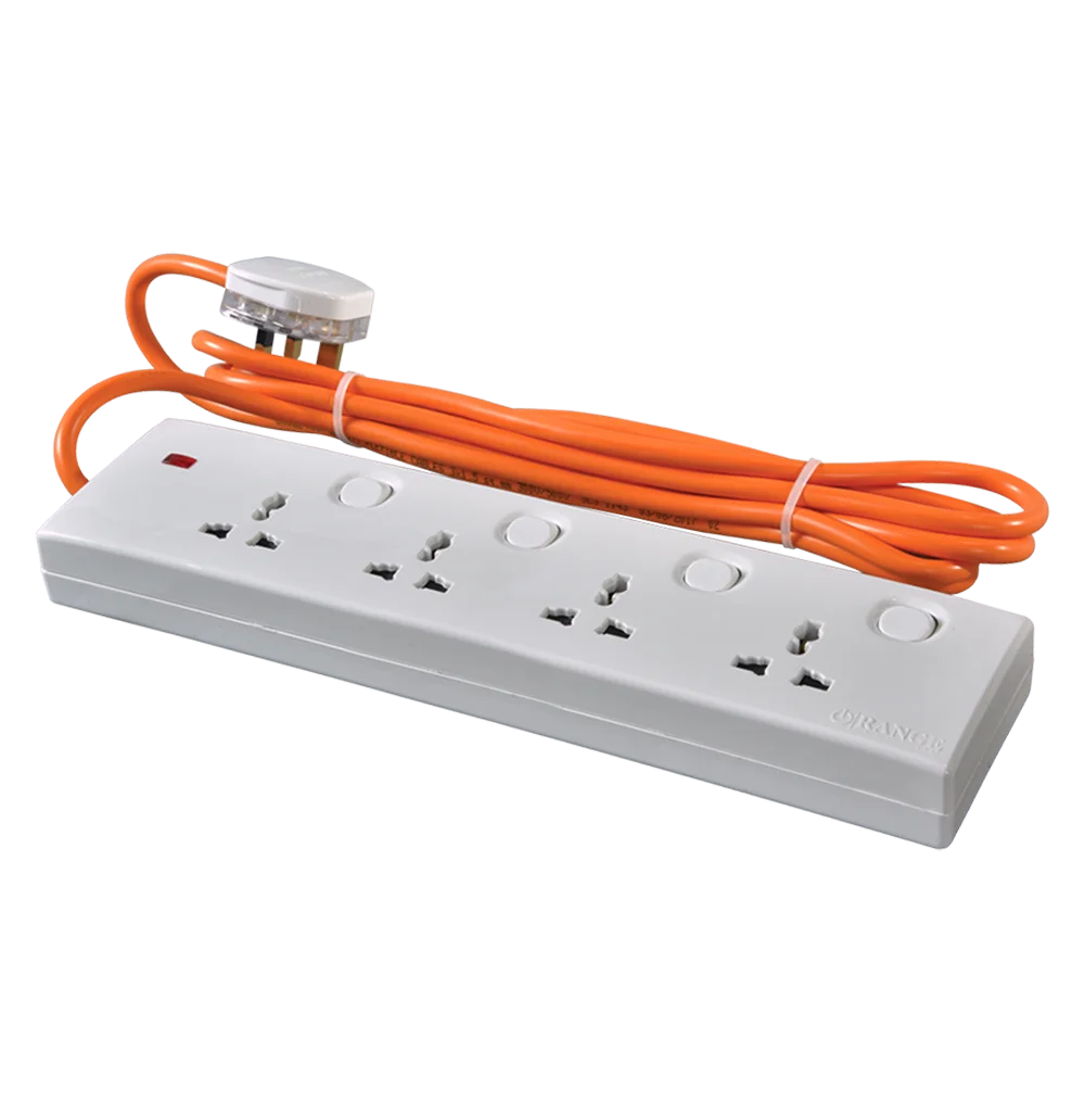 13Amp. Multi Trailer Socket with 13Amp. Fused Plug Top & 3m Wire White