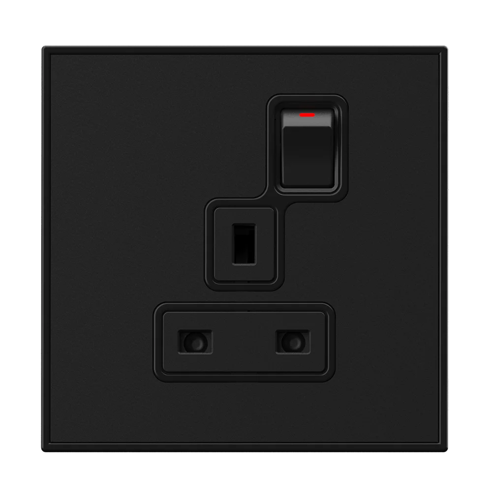 YULE 13Amp. Single Switched Socket Outlet Black