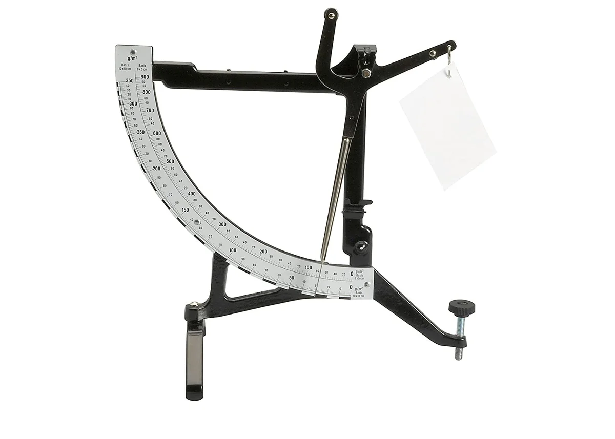 Paper Scales 1880990 ( Maul )